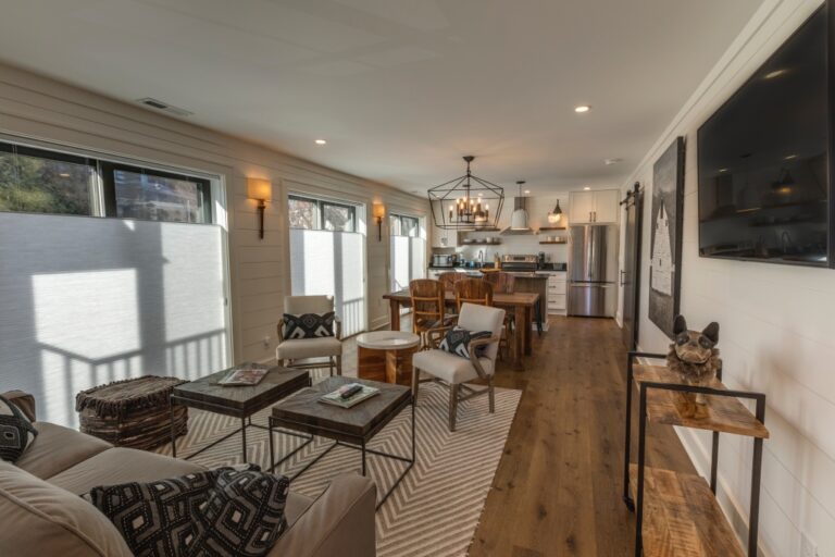 Ravenel Room Lofts on Main Highlands NC