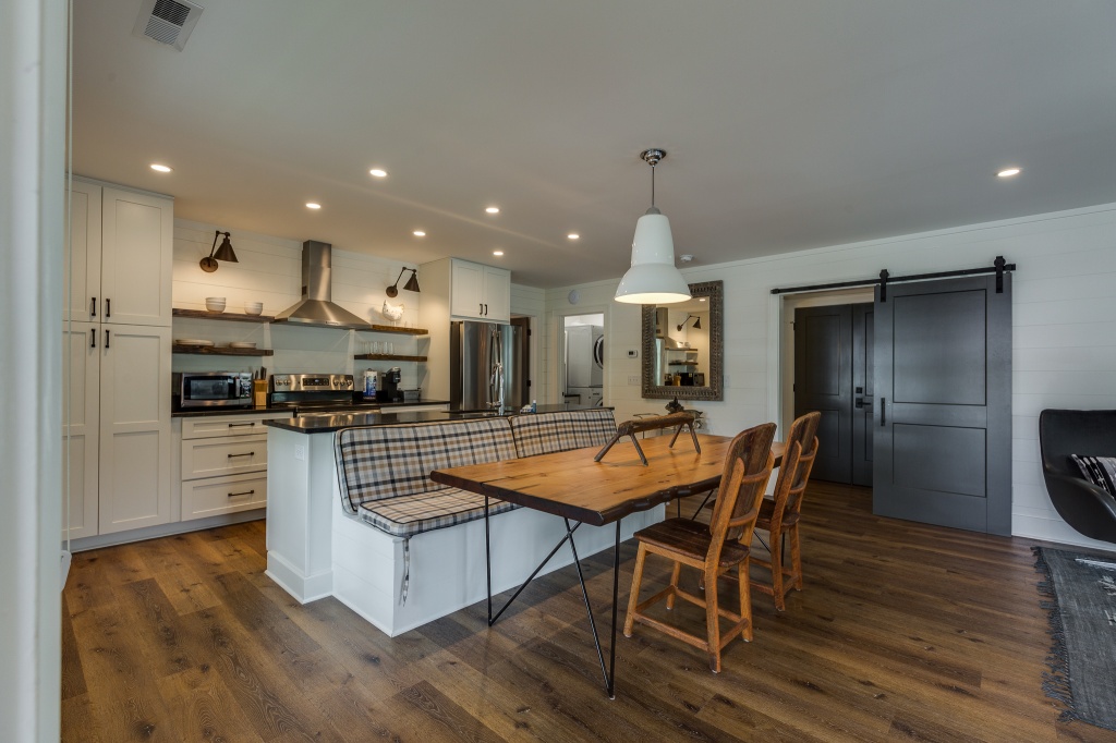 The Lofts - Watson Barret diningarea