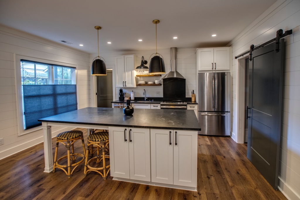 resize_Lofts-KH kitchen full