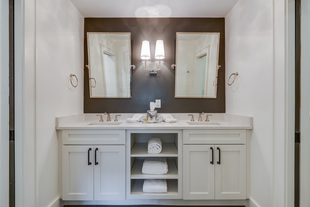 resize_The Loft - Galax vanity